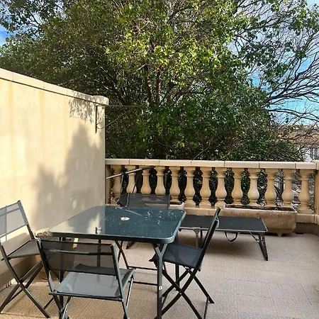 Cote Jardin: Spacious T3 Near Herault With Garden Terrace * Agde